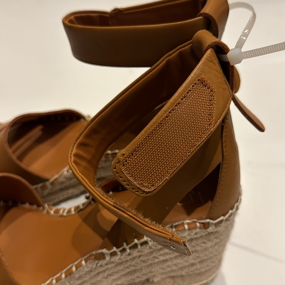 Franco Sarto NWOT Cailla Espadrille 3” Wedge Sandals - Picture 3 of 6